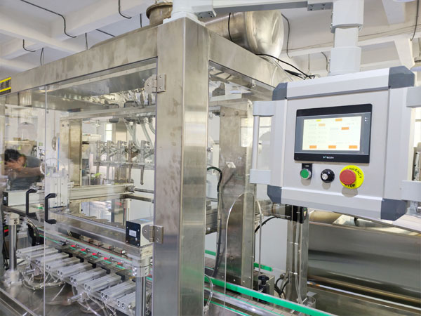 8头膏体自动灌装机