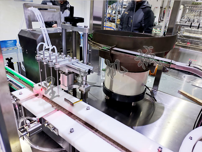 四川全自动检测试剂灌装机细节