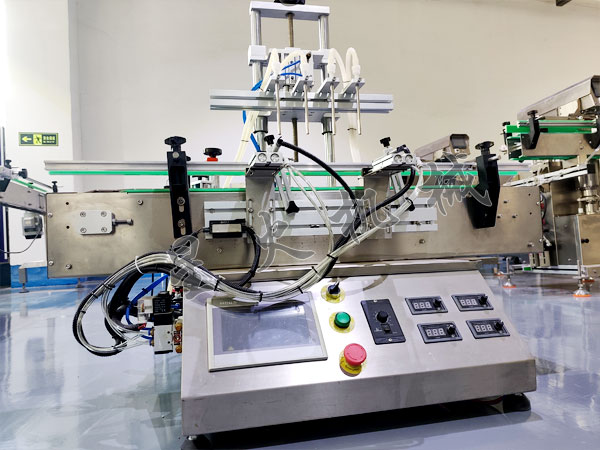 小型液体灌装机